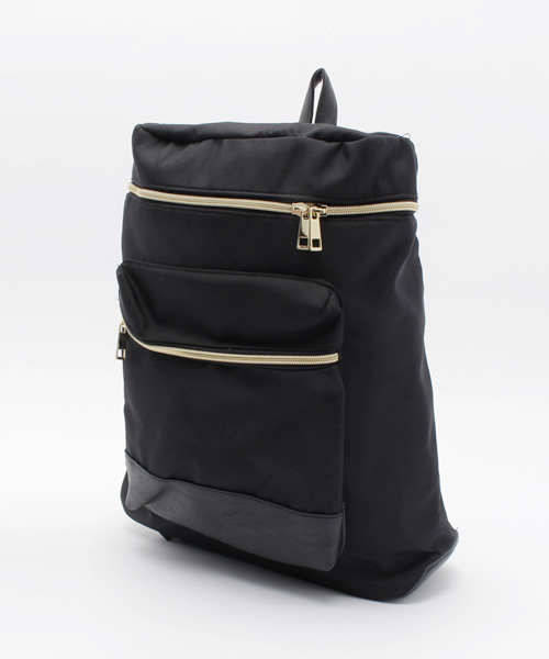 one after another NICE CLAUP（ワンアフターアナザーナイスクラップ）の「★【mer11月号掲載 ナイスクラップ】ナイロンリュック（バックパック/リュック・レディース・アイボリー/ブラック/カーキ・FREE）」の4枚目の写真