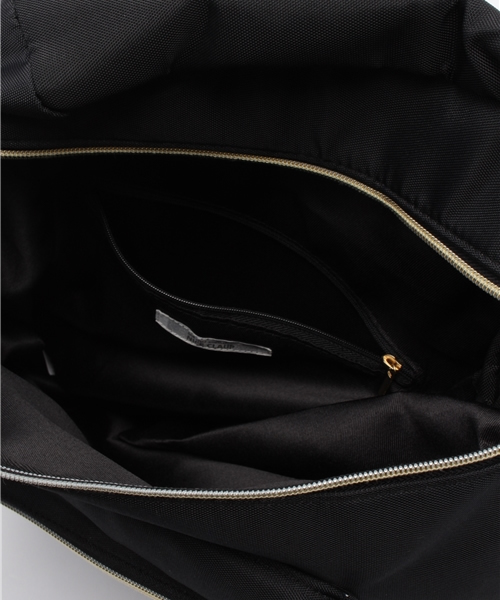 one after another NICE CLAUP（ワンアフターアナザーナイスクラップ）の「★【mer11月号掲載 ナイスクラップ】ナイロンリュック（バックパック/リュック・レディース・アイボリー/ブラック/カーキ・FREE）」の11枚目の写真