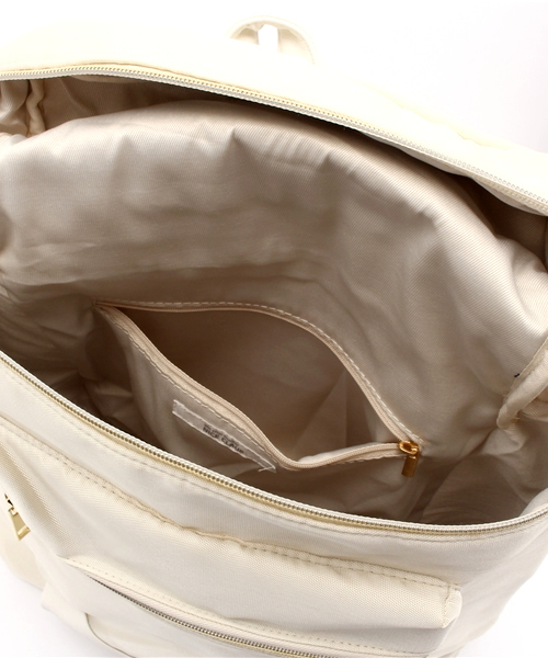 one after another NICE CLAUP（ワンアフターアナザーナイスクラップ）の「★【mer11月号掲載 ナイスクラップ】ナイロンリュック（バックパック/リュック・レディース・アイボリー/ブラック/カーキ・FREE）」の14枚目の写真
