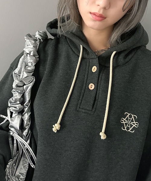 セール】《Javaジャバコラボ》抜け感も叶える大人カジュアル。胸刺繍