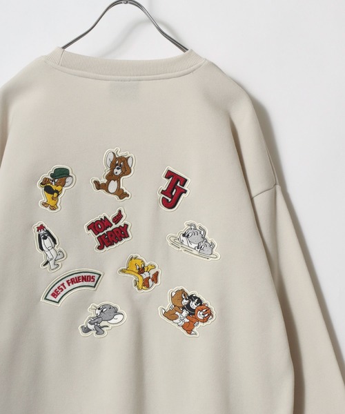 Tom＆Jerry（トムアンドジェリー）の「Tom and Jerry/トムとジェリー ワンポイント バックサガラ刺繍 プリント 裏起毛 オーバーサイズ スウェット レディース メンズ トレーナー（スウェット・レディース・ブルー系その他/グレー系その他/アッシュグレー/ブルー系その他2/スミクロ/ピンク系その他/ブラック系その他3/グレー系その他2/アイボリー/ホワイト系その他/ネイビー/グレイッシュブルー/グレー系その他3/グレー系その他4/ホワイト/ブラック系その他/ホワイト系その他2/ブラック系その他2/ブルー系その他3/ブラック系その他5/ホワイト系その他4/グレー系その他5/ブラック系その他4/ホワイト系その他3/ブラウン/ブラック系その他6・LL/M/L）」の6枚目の写真