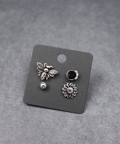 4INT.(フォイント)の「メンズライク モチーフ ピアス 4セット / チタンポスト(金属アレルギー対応)(ピアス(両耳用)・メンズ・A/B/D/C・FREE)」の4枚目の写真