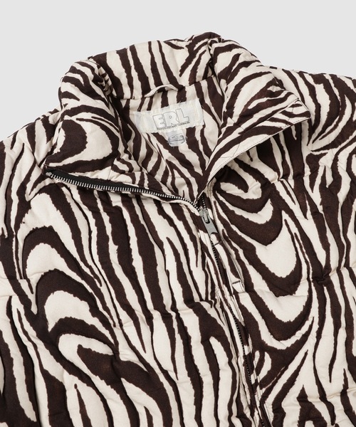 ERL（イーアールエル）の「UNISEX ZEBRA QUILTED PUFFER WOVEN（ダウンジャケット/コート・メンズ・ゼブラ・L）」の5枚目の写真