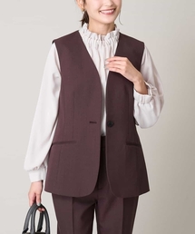 a.v.v（アーヴェヴェ）の「【洗える/イージーケア/UVカット/ストレッチ】スカルノテックスバックペプラムジレ（ベスト）」