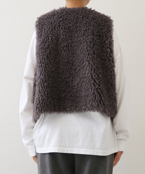 JOURNAL STANDARD LUXE(ジャーナルスタンダード ラックス)の「《追加》カーリーショートベスト(006)(ベスト・レディース・チャコールグレー・FREE)」の11枚目の写真