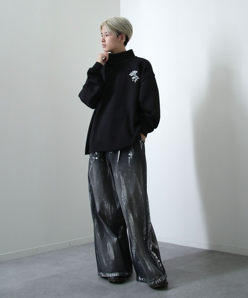 NILWAY(ニルウェイ)の「薔薇 刺繍 ハイネック オーバースウェット(スウェット・メンズ・チャコール/杢グレー/ブルー/ブラック・MEDIUM/LARGE)」の9枚目の写真