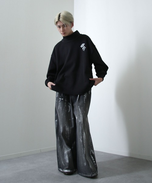 NILWAY(ニルウェイ)の「薔薇 刺繍 ハイネック オーバースウェット(スウェット・メンズ・チャコール/杢グレー/ブルー/ブラック・MEDIUM/LARGE)」の10枚目の写真