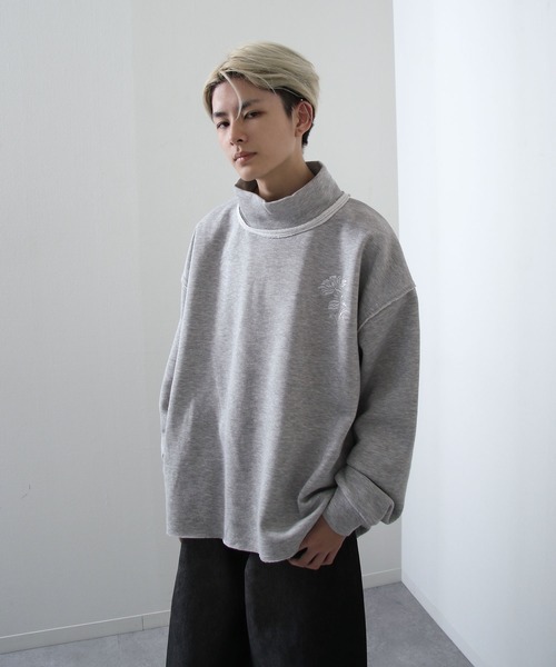 NILWAY(ニルウェイ)の「薔薇 刺繍 ハイネック オーバースウェット(スウェット・メンズ・チャコール/杢グレー/ブルー/ブラック・MEDIUM/LARGE)」の15枚目の写真