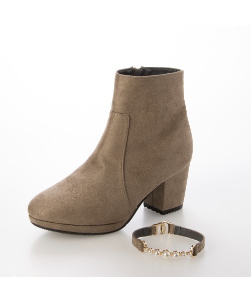 Realta（レアルタ）の「Realta(レアルタ)6.5cmヒール2WAYパールショートブーツ（ブーツ・レディース・ブラウン系その他/ブラック/ベージュ・S/M/L/LL）」の15枚目の写真