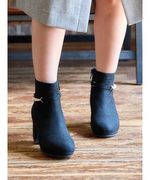 Realta（レアルタ）の「Realta(レアルタ)6.5cmヒール2WAYパールショートブーツ（ブーツ・レディース・ブラウン系その他/ブラック/ベージュ・S/M/L/LL）」の17枚目の写真