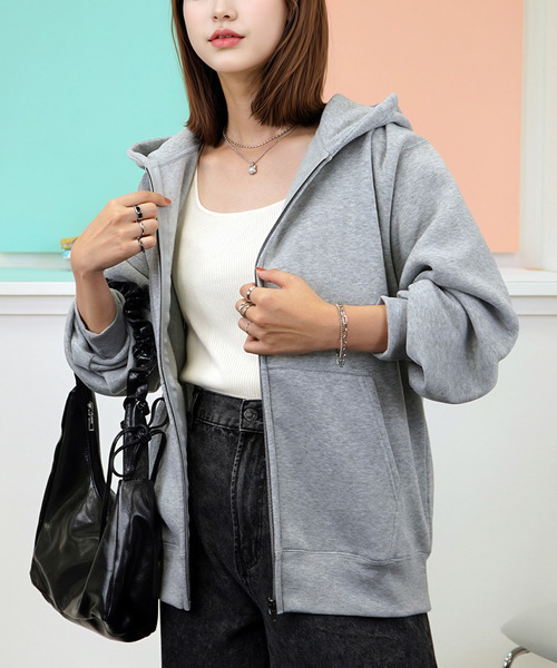 Candlestick(キャンドルスティック)の「ロングシーズン 使える 無地 ジップアップ パーカー スウェット パーカー(パーカー・レディース・スミクロ/モカ/ブラック/杢グレー/ネイビー/ホワイト系/ライトブラック・M/L/LL)」の5枚目の写真