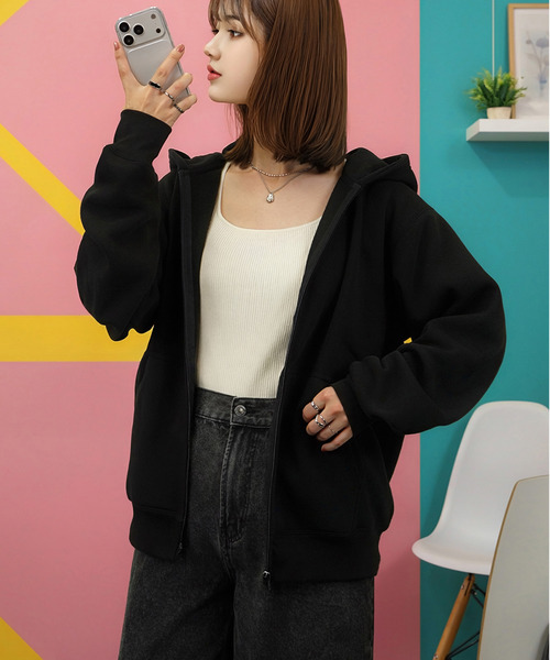 Candlestick(キャンドルスティック)の「ロングシーズン 使える 無地 ジップアップ パーカー スウェット パーカー(パーカー・レディース・スミクロ/モカ/ブラック/杢グレー/ネイビー/ホワイト系/ライトブラック・M/L/LL)」の1枚目の写真