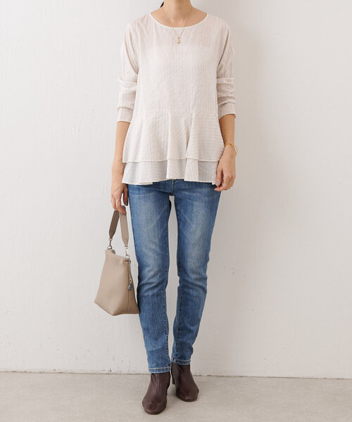 BEARDSLEY（ビアズリー）の「裾フリルストライプブラウス（シャツ