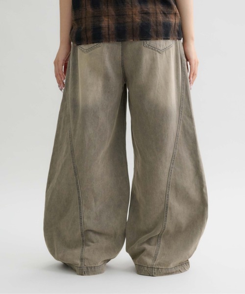 enof expandable denim pants デニムパンツ ENOF（イナフ）の「expandable denim pants（デニムパンツ
