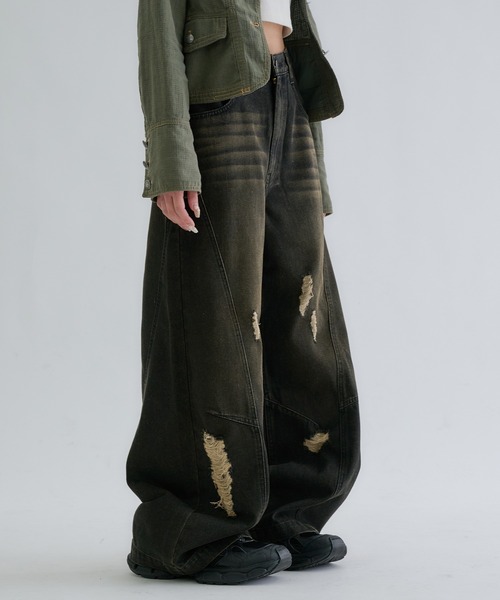 EPNK(イーピーエヌケー)の「【EPNK】Curve damage denim pants / カーブダメージデニムパンツ(デニムパンツ・メンズ・ブラック/グレー/サンドベージュ/グレー系その他・MEDIUM/LARGE/SMALL)」の9枚目の写真