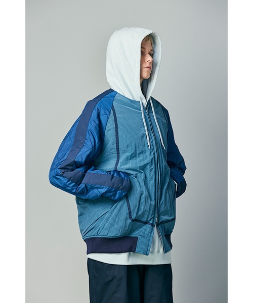 WHIZLIMITED（ウィズリミテッド）の「HOODIE（パーカー・メンズ・グリーン系/アクア・MEDIUM/LARGE）」の6枚目の写真