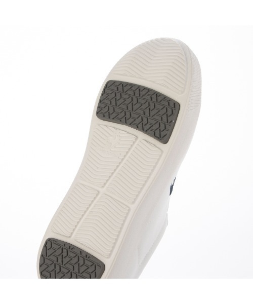 le coq sportif(ルコックスポルティフ)の「【軽量】コートスタイルスニーカー(LCS シェル バウンド)(スニーカー・レディース・ブラック/ベージュ系その他/ネイビー×ホワイト/レッド系その他/ブルー系その他/杢グレー・23.5cm/24cm/24.5cm/23cm/22.5cm)」の11枚目の写真