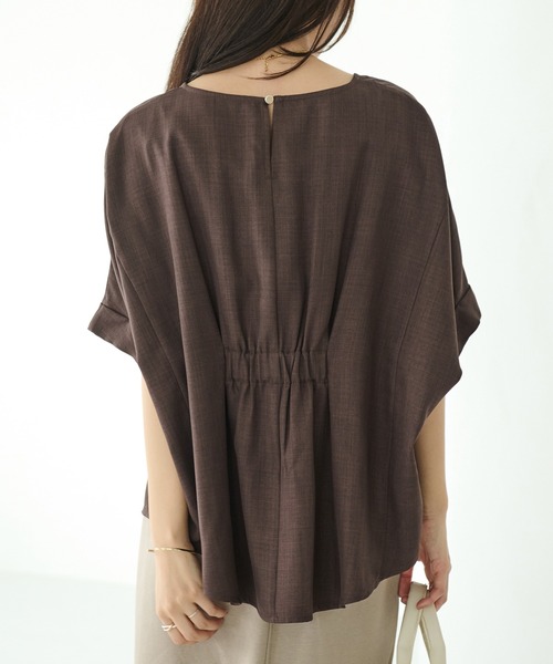 LAVEANGE（ラビアンジェ）の「【好機能シリーズ】接触冷感/UVカット/タックブラウス（シャツ/ブラウス・レディース・ブラック/ブラウン/ベージュ・M/LL/3L/4L/5L）」の19枚目の写真