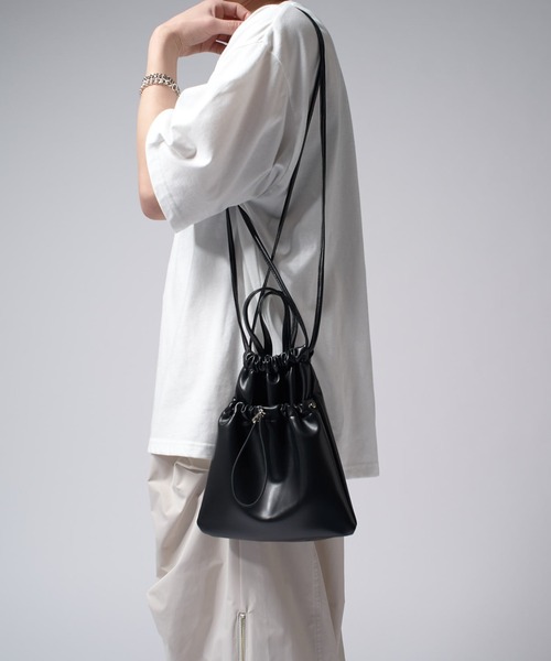 Lui's（ルイス）の「【Neucon/ニューコン】2way 巾着ショルダーバッグ（ショルダーバッグ・メンズ・ブラック/シルバー・FREE）」の3枚目の写真