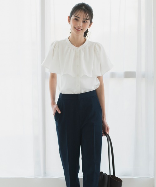 CELEN(セレン)の「【洗える/防シワ加工/UV加工/花粉防止】ケープフレアブラウス 半袖(シャツ/ブラウス・レディース・ホワイト/ブルー/ブラック・L/M/S)」の21枚目の写真