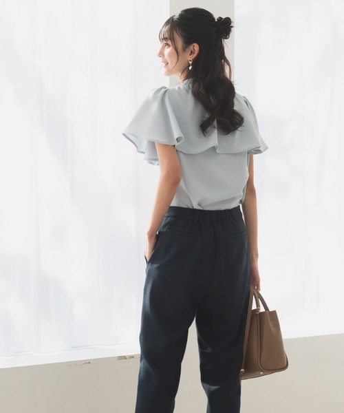 CELEN(セレン)の「【洗える/防シワ加工/UV加工/花粉防止】ケープフレアブラウス 半袖(シャツ/ブラウス・レディース・ホワイト/ブルー/ブラック・L/M/S)」の7枚目の写真