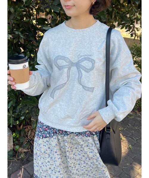 Samansa Mos2（サマンサ モスモス）の「リボン&ロゴチュールアップリケ刺繍スウェット（Tシャツ/カットソー・レディース・ブラック/グレー/ピンク/ブルー/オフホワイト・F）」の11枚目の写真