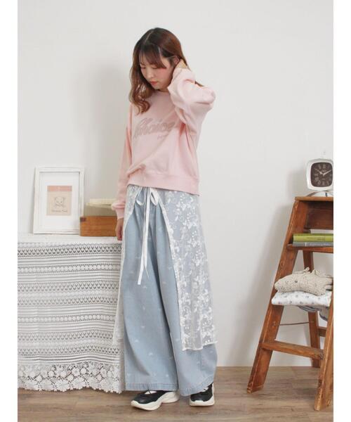 Samansa Mos2（サマンサ モスモス）の「リボン&ロゴチュールアップリケ刺繍スウェット（Tシャツ/カットソー・レディース・ブラック/グレー/ピンク/ブルー/オフホワイト・F）」の7枚目の写真