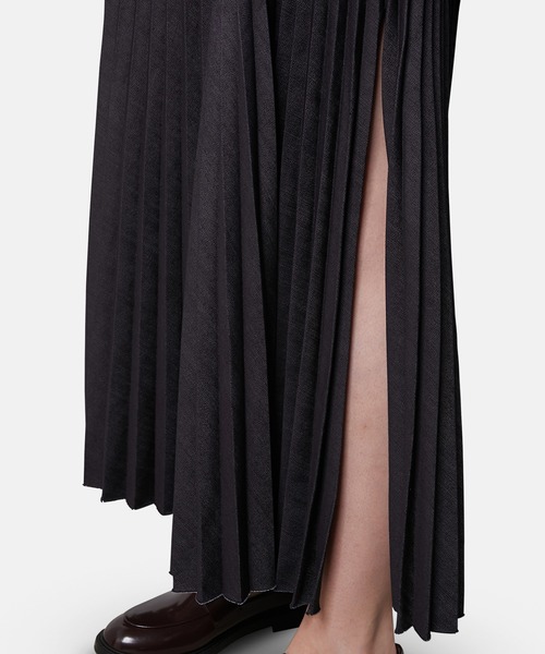 iRENE(アイレネ)の「ピンキングカットプリーツスカート / Pinkingcut Pleated Skirt(スカート・レディース・インディゴブルー・38/36/34)」の8枚目の写真