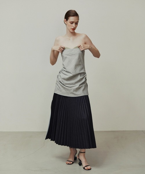 iRENE(アイレネ)の「ピンキングカットプリーツスカート / Pinkingcut Pleated Skirt(スカート・レディース・インディゴブルー・38/36/34)」の10枚目の写真