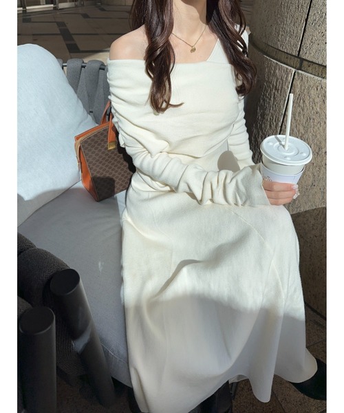 Ogue.（オグ）の「[ Ogue. ] one shoulder dcollet knit op （ワンショルダーデコルテニットワンピース）（ワンピース・レディース・ライトグレー/アイボリー・FREE）」の20枚目の写真