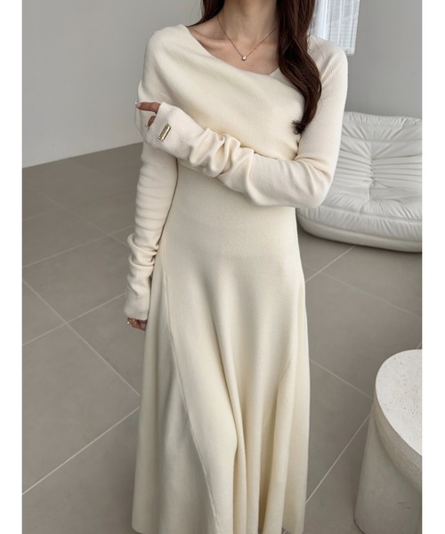 Ogue.（オグ）の「[ Ogue. ] one shoulder dcollet knit op （ワンショルダーデコルテニットワンピース）（ワンピース・レディース・ライトグレー/アイボリー・FREE）」の7枚目の写真
