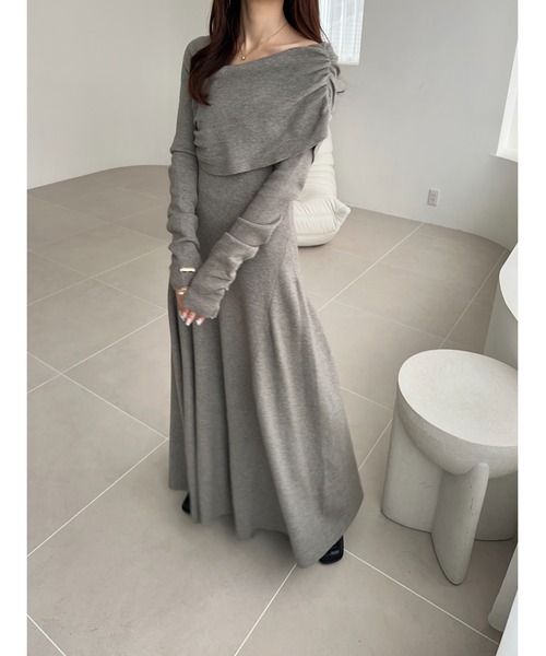 Ogue.（オグ）の「[ Ogue. ] one shoulder dcollet knit op （ワンショルダーデコルテニットワンピース）（ワンピース・レディース・ライトグレー/アイボリー・FREE）」の15枚目の写真