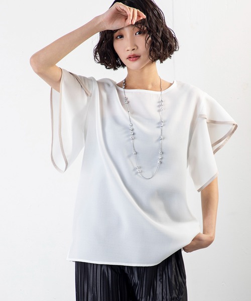 MILLION CARATS(ミリオンカラッツ)の「二の腕カバーにも◎ 夏映えする涼しげフレア袖トップス(シャツ/ブラウス・レディース・ベージュ/オフホワイト/サックスブルー・FREE)」の7枚目の写真