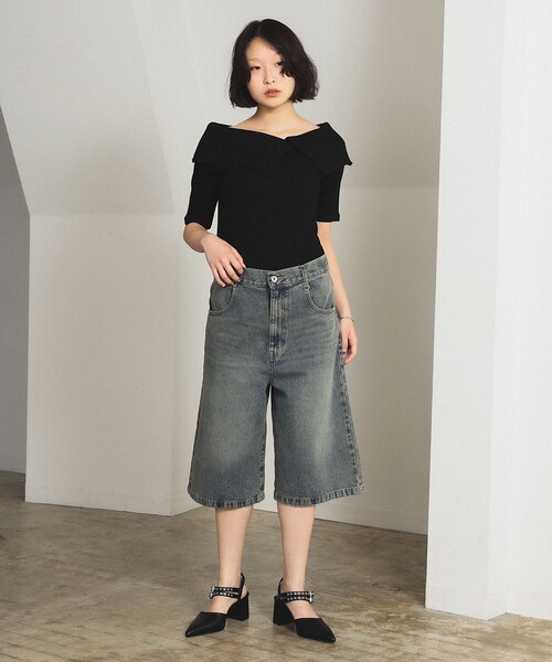 Ray BEAMS（レイビームス）の「ビッグカラー オフショルダー Tシャツ（Tシャツ/カットソー・レディース・クリーム/ブラック/ダークブラウン・ONE SIZE）」の11枚目の写真