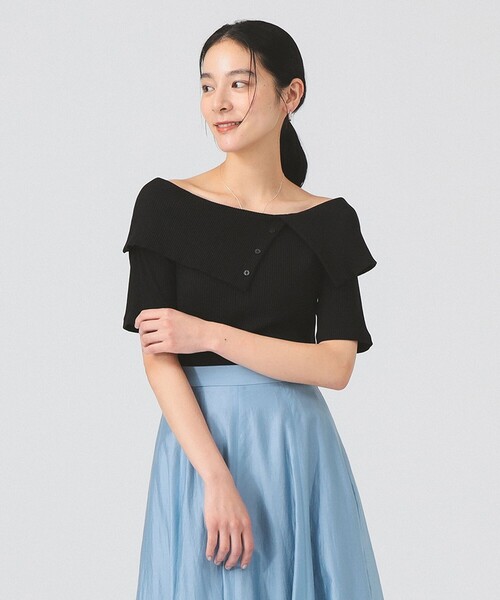 Ray BEAMS（レイビームス）の「ビッグカラー オフショルダー Tシャツ（Tシャツ/カットソー・レディース・クリーム/ブラック/ダークブラウン・ONE SIZE）」の17枚目の写真