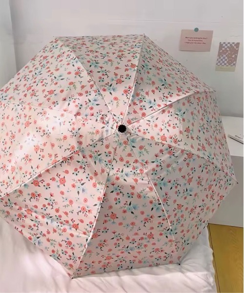 ammy.(エイミードット)の「【 ammy. / エイミードット 】 花柄 晴雨兼用 コンパクト 折り畳み傘 ( 雨傘 / 日傘 )(折りたたみ傘・レディース・ライトブルー/マルチ/ライトピンク/オレンジ・FREE)」の3枚目の写真