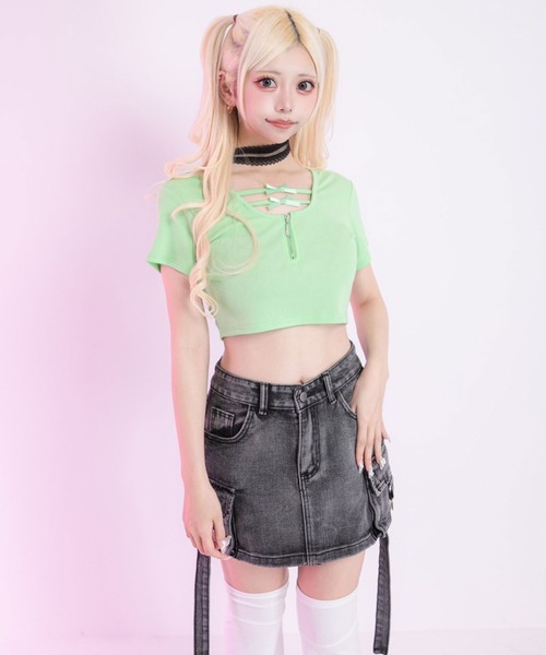 Diable baiser(ディアブルベーゼ)の「ヴィンテージ加工風ポケット付デニムミニスカート(スカート・レディース・ブラック・MEDIUM/LARGE/LL/3L/SMALL)」の2枚目の写真
