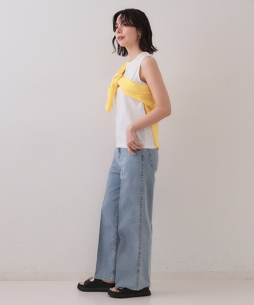 OPAQUE.CLIP(オペークドットクリップ)の「《5色展開》ベーシックノースリーブトップス【接触冷感/洗濯機洗い可】(タンクトップ・レディース・ホワイト/ブラック/ブラウン系その他5/ライトイエロー系8/チャコールグレー・40/38/42/36)」の14枚目の写真