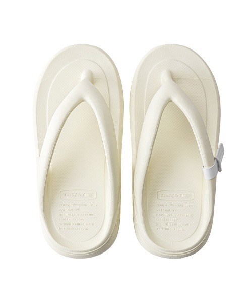TAW&TOE(トーアンドトー)の「TAW&TOE/トーアンドトー/Zerovity Plumpy(サンダル・レディース・ホワイト系2/ブラック・S/XS/XXS)」の4枚目の写真