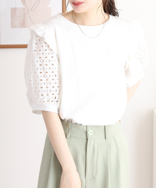 BRODIAEA(ブローディア)の「BRODIAEA 袖レースフリル付きカットソー(Tシャツ/カットソー・レディース・ブラック/ネイビー/オフホワイト/グレー・40)」の6枚目の写真
