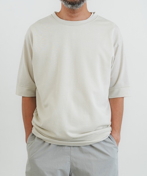 quadro（クオドロ）の「Himawariインレイ5分袖クルーネックプルオーバー（Tシャツ/カットソー・メンズ・グレー/グリーン/ダークネイビー/キナリ・LARGE/MEDIUM）」の2枚目の写真