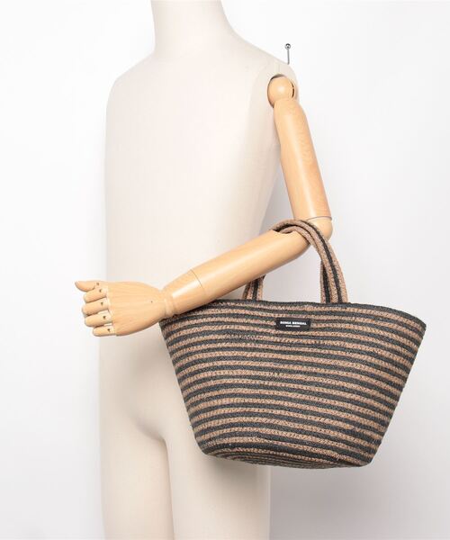 MAISON mou（メゾンムー）の「【SONIA BENGAL/ソニアベンガル】BUCKET TOTE（トートバッグ・レディース・その他1/ブラック系・FREE）」の6枚目の写真