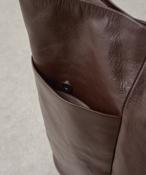 BEARDSLEY（ビアズリー）の「ワンショルダーレザートート（トートバッグ・レディース・ブラウン/ブラック・FREE）」の16枚目の写真