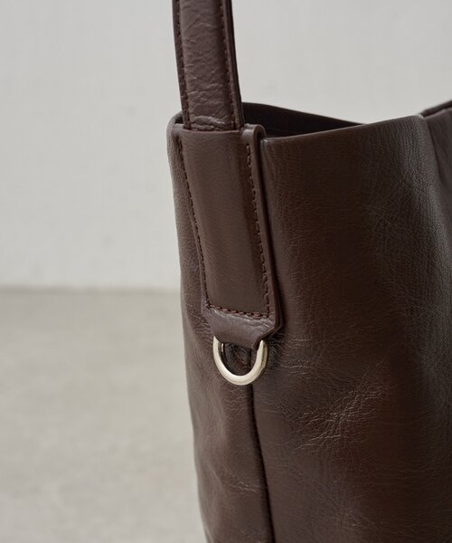 BEARDSLEY（ビアズリー）の「ワンショルダーレザートート（トートバッグ・レディース・ブラウン/ブラック・FREE）」の17枚目の写真