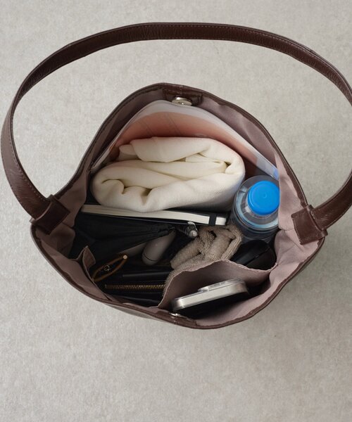 BEARDSLEY（ビアズリー）の「ワンショルダーレザートート（トートバッグ・レディース・ブラウン/ブラック・FREE）」の12枚目の写真