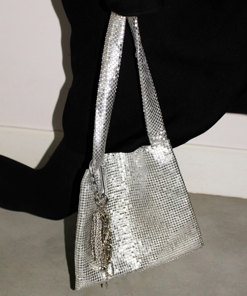 HEY!MrsROSE(ヘイミセスローズ)の「HEY! Mrs ROSE(ヘイ!ミセスローズ) Metal & Chain BAG(トートバッグ・レディース・ブラック/シルバー・FREE)」の7枚目の写真