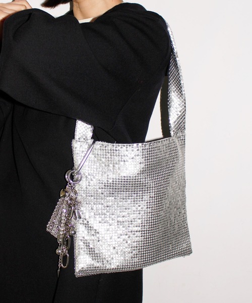 HEY!MrsROSE(ヘイミセスローズ)の「HEY! Mrs ROSE(ヘイ!ミセスローズ) Metal & Chain BAG(トートバッグ・レディース・ブラック/シルバー・FREE)」の9枚目の写真