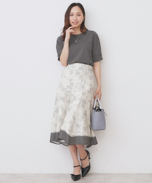 index（インデックス）の「パフスリーブトップス【洗濯機洗い可】（Tシャツ/カットソー・レディース・ピンク/ネイビー/チャコールグレー/ナチュラル・42/40/38/36）」の5枚目の写真
