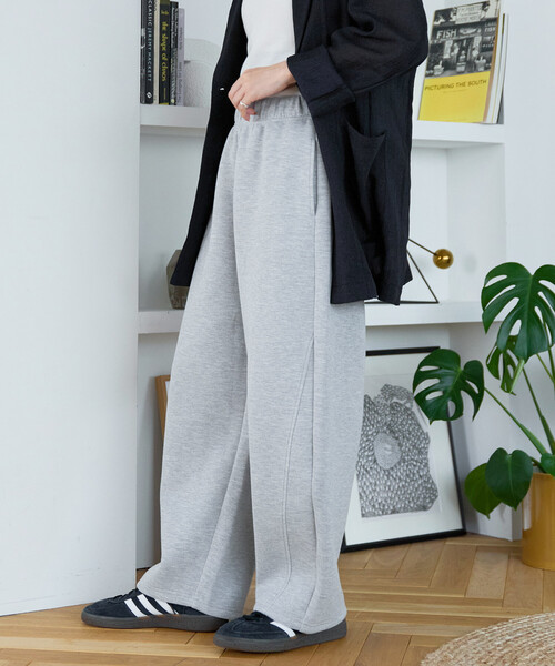 FREAK'S STORE（フリークスストア）の「限定展開　ダンボール スウェット カーブパンツ（スウェットパンツ・レディース・ネイビー/グレー/ベージュ/グリーン/ブラック・SMALL/MEDIUM）」の3枚目の写真