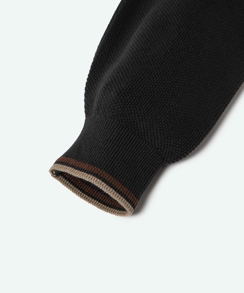 penguin BY MUNSINGWEAR(ペンギン バイ マンシングウェア)の「CLASSIC POLO SWEATER 鹿の子セーター ゴルフウェア(ニット/セーター・メンズ・ブラック・M/L/XL)」の5枚目の写真